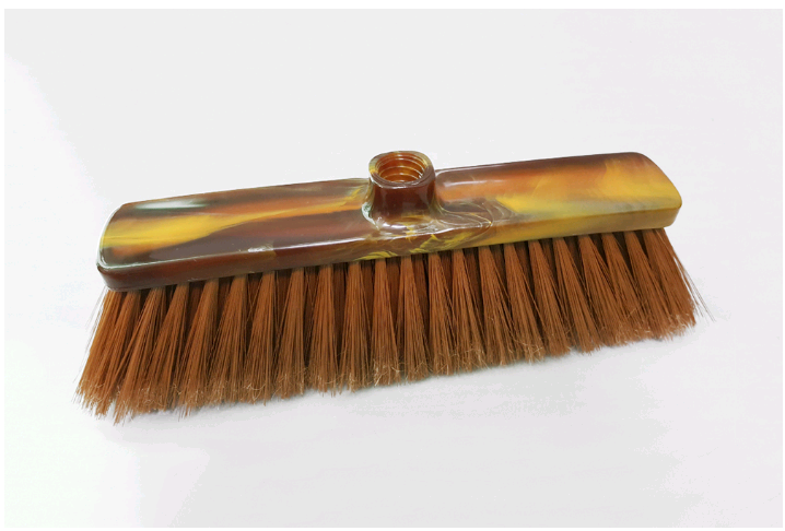 01.00031.0012.28.000 Handled Broom Marble Cognac